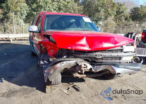 2000 Chevrolet Silverado 1500 Ls из США, поврежденный, VIN 1GCEK14T2YE133786